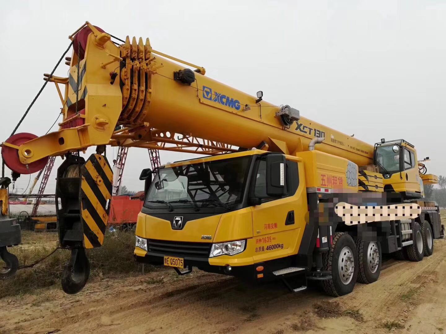 xct-徐工xct75吊车